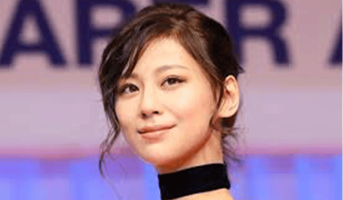 【顔画像】西内まりやの母親が美人すぎ!仕事や家族構成が凄すぎた!